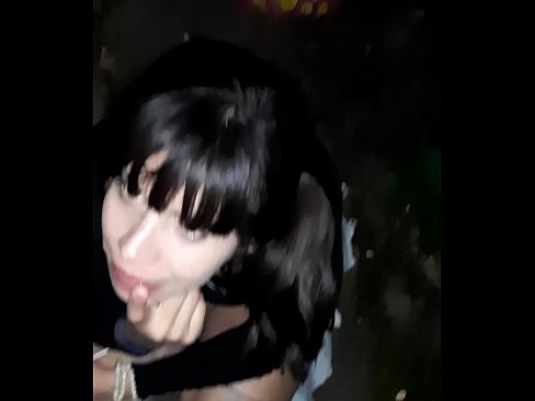 ❤️ Na rua, o pénis inchado em troca de doces Porno em pt.porngameshub.ru